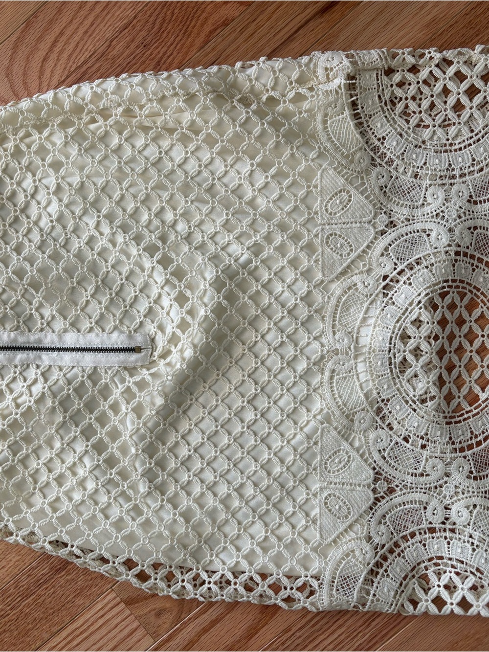 Sage Ivory Crochet Lace Pencil Skirt Boho Bridal Country Lined Women’s Size M‎ - Picture 3 of 5